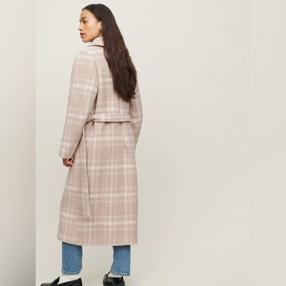 Reformation Middlefield Plaid Coat - Picture 7 of 11